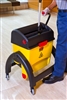 Chariot lavage Rubbermaid clean water system