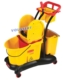 Acheter Chariot de menage Wavebrake Rubbermaid jaune avec presse