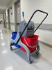 Chariot de menage 2x20 L presse