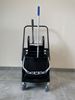 Chariot de menage 2x15 L presse