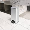 89910230 - Poubelle inox design 30L à pédale