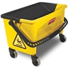 FGQ90088YEL - Seau menage Rubbermaib Hygen avec grille et roues
