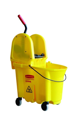 Seau de menage Wavebrake Rubbermaid jaune