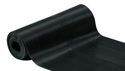Tapis caoutchouc strié 1,20x10m noir