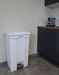 Poubelle cuisine HACCP 90 L a pedale blanche